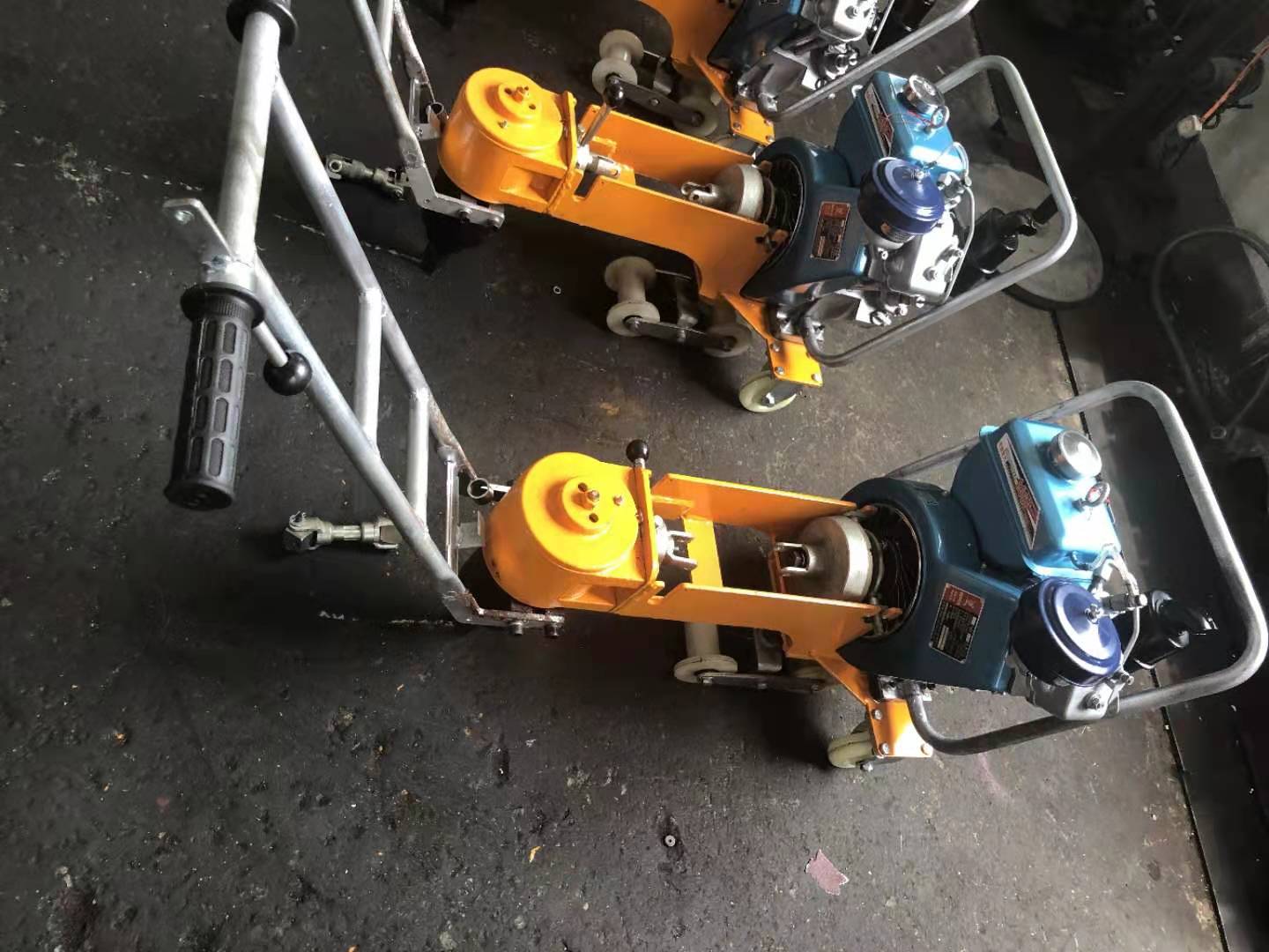 NLB-300型(xíng)單頭内(nèi)燃螺栓(shuan)扳手 