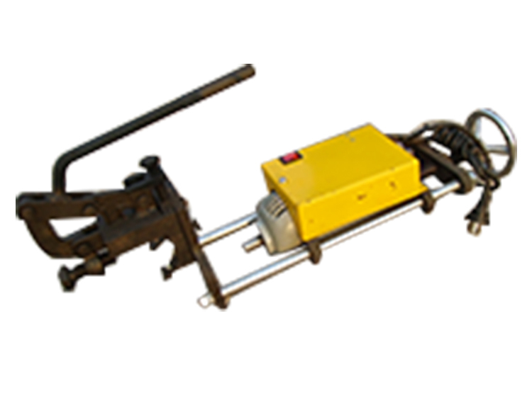 ZG-13型電(dian)動鋼軌鑽孔(kǒng)機