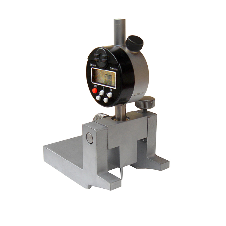 車軸(zhóu)卸荷槽(cao)或軸頸(jǐng)根部鏽(xiu)蝕深度(du)測量儀(yí)(數顯)