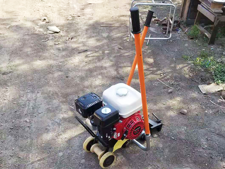 NQG-6.5II型内燃(rán)鋼軌鋸軌機(jī) 