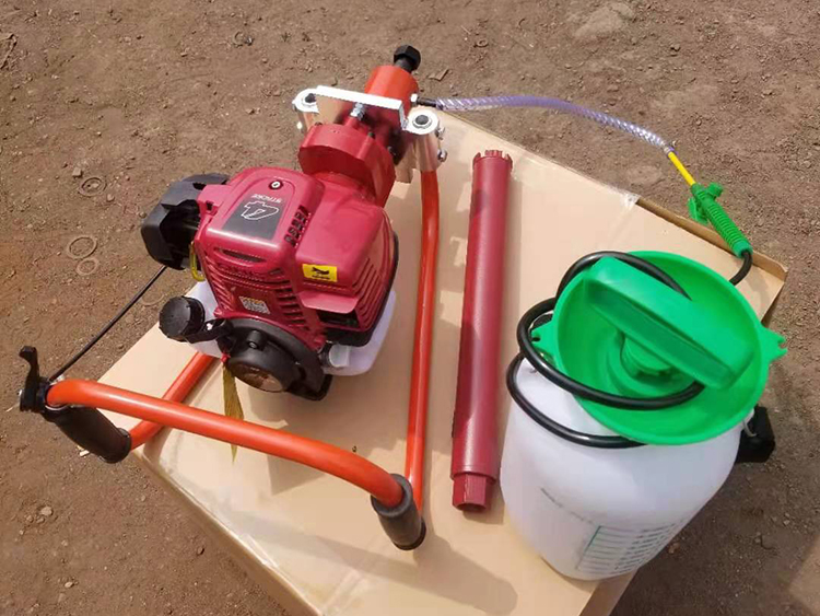 NLQ-45型内燃砼(tong)枕螺栓鑽取機(jī)