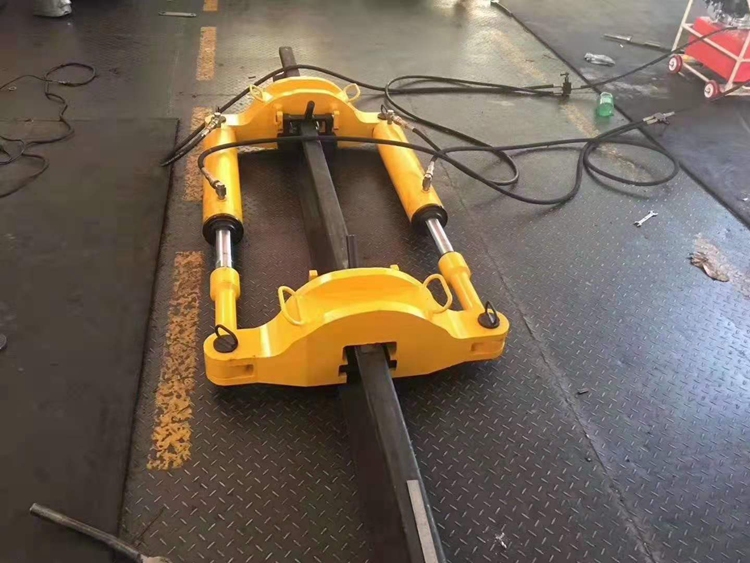 YLS-900型液壓拉伸(shen)機