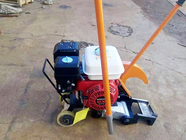 NQG-6.5II型内(nèi)燃鋼軌鋸軌(guǐ)機